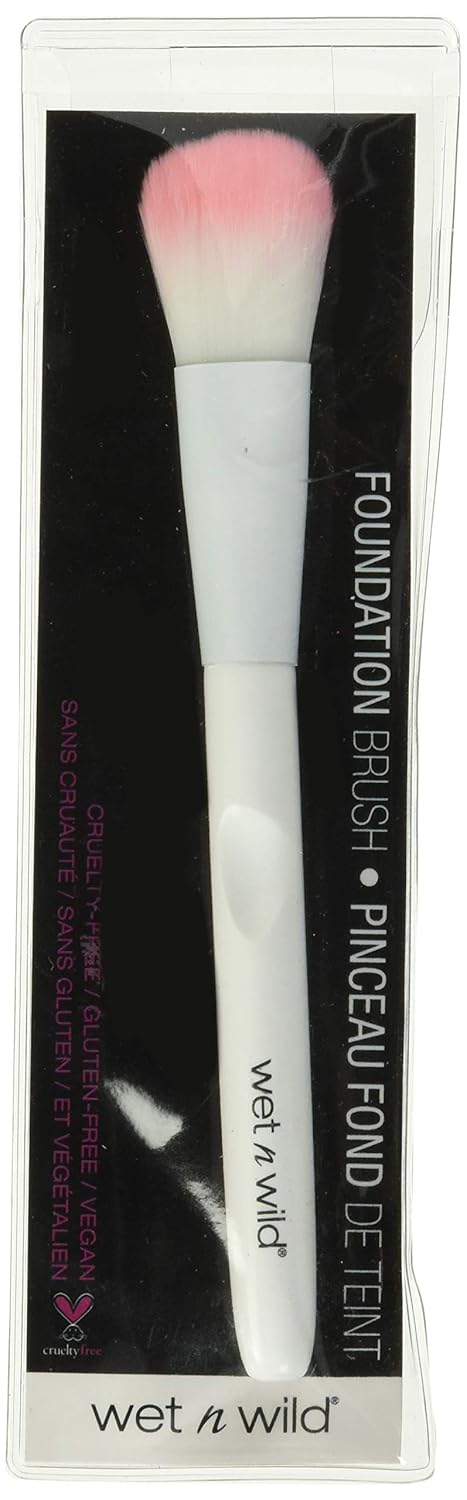 wet n wild Foundation Brush : Beauty & Personal Care