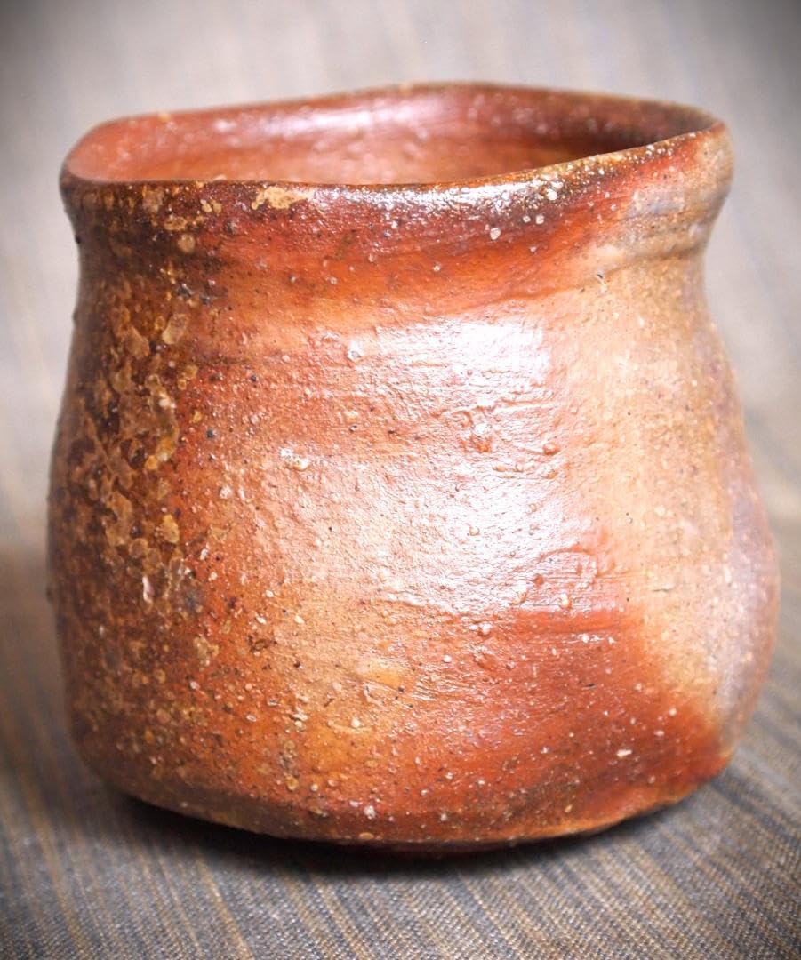 ぐい吞み（酒杯・お猪口）作家物 末石泰節作 備前焼 末石窯 ぐい