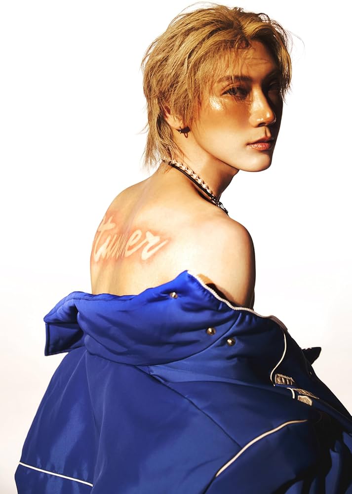 Amazon.com: Way'V Ten Stunner 2nd Album with Tracking Sealed (I AM