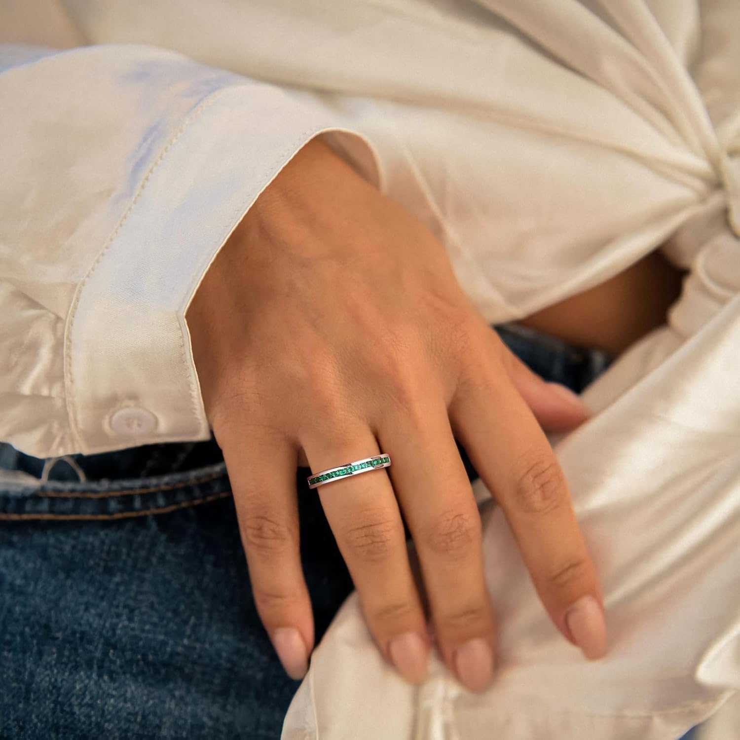 エタニティリング メンズ レディース スターリングシルバー 結婚指輪 エメラルド/サファイア/ルビー婚約指輪 VVS モアッサナイト