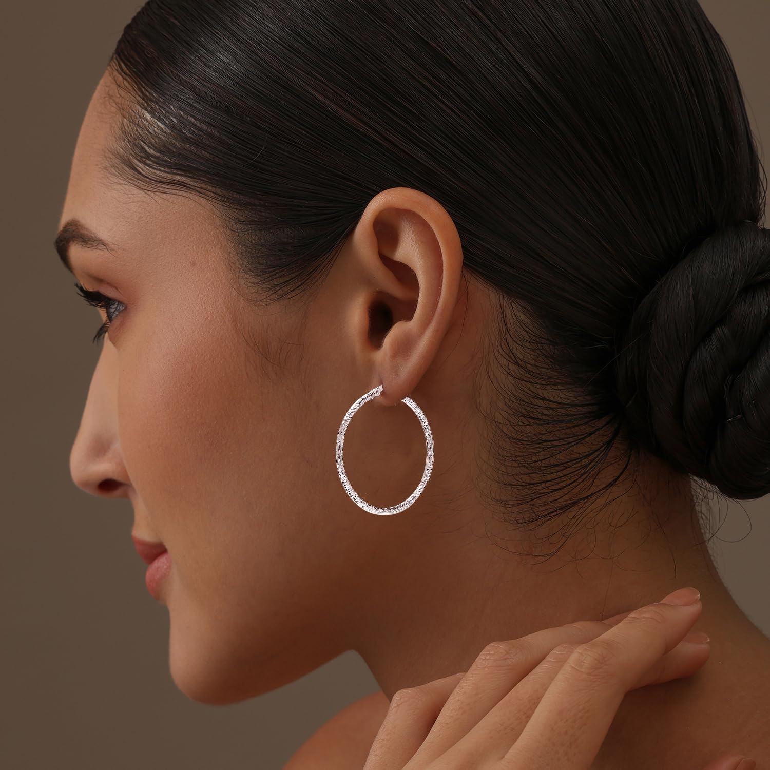 Charmsy 925 Sterling Silver Texture Hoop Earrings for Women | Small Diamond-Cut Textured Hoop Earring | Womens Click-Top Earring Hoops | Size 15/20/25/30/35/40MM