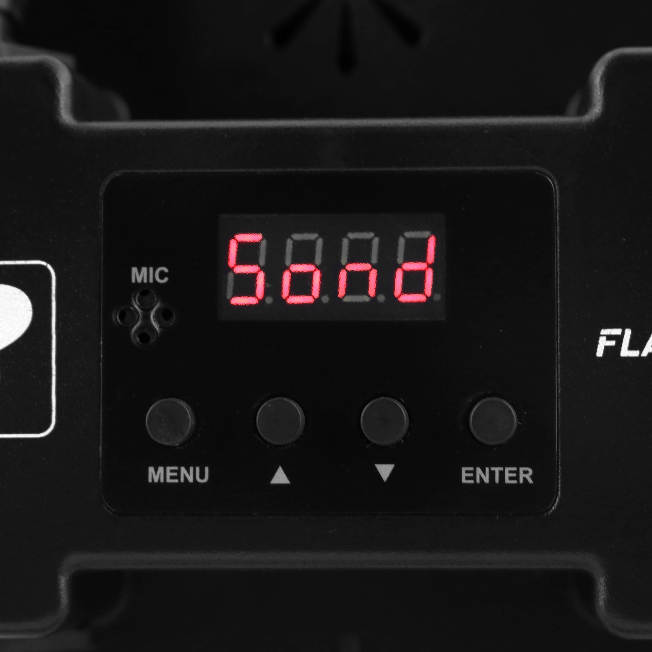 BoomToneDJ FlatPAR 5X5W 4in1 RGB-UV Projecteur LED multicolore avec DMX 512. Modes automatique, détection musicale. Télécommande IR incluse. Link alimentation. Eclairage de scène, soirées Clubs, DJ.