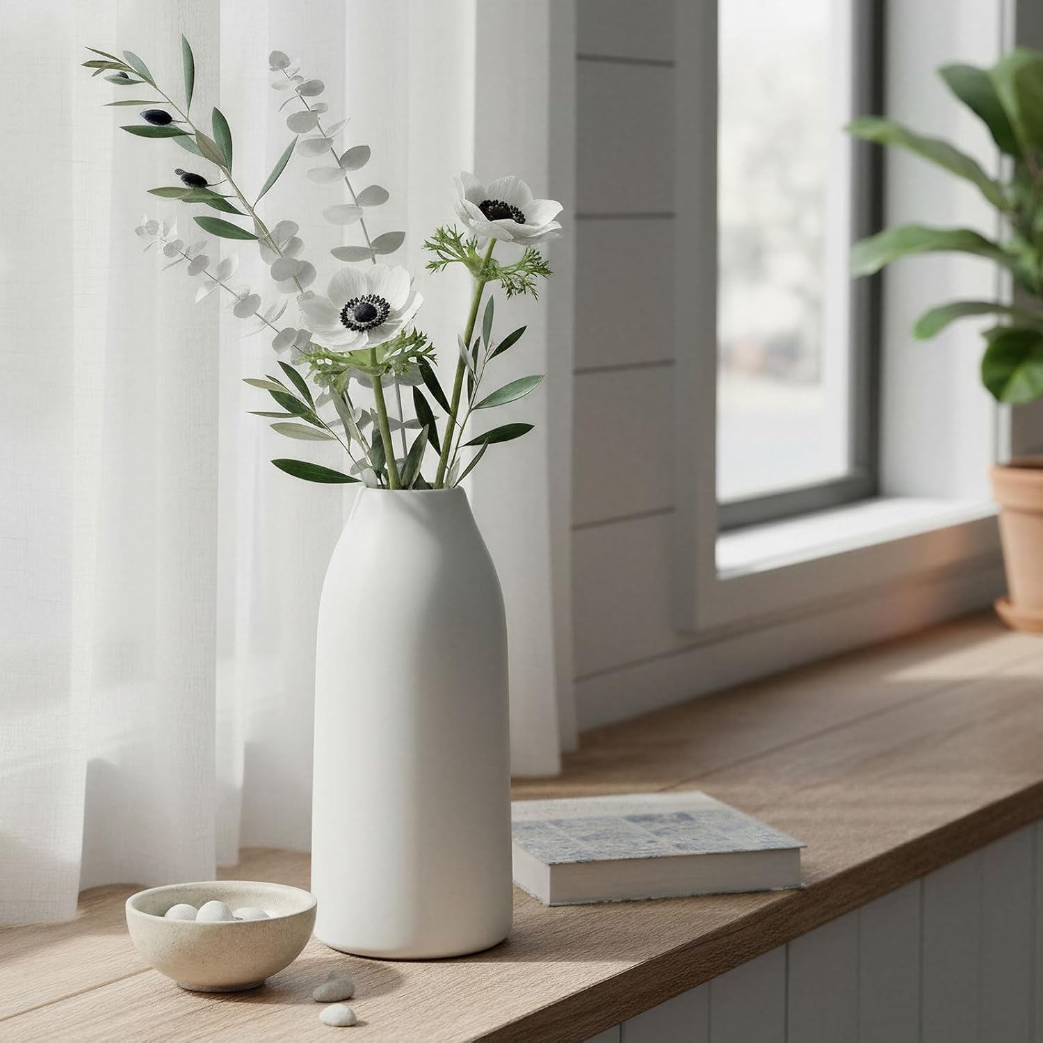 hjn Nordic Minimalist Matte White Ceramic Vase - Stylish Flower Vase for Dried Floral Arrangements, Home Decor (Living Room/Tabletop) (Sleek Rounded Vase-5.9" X12''H)