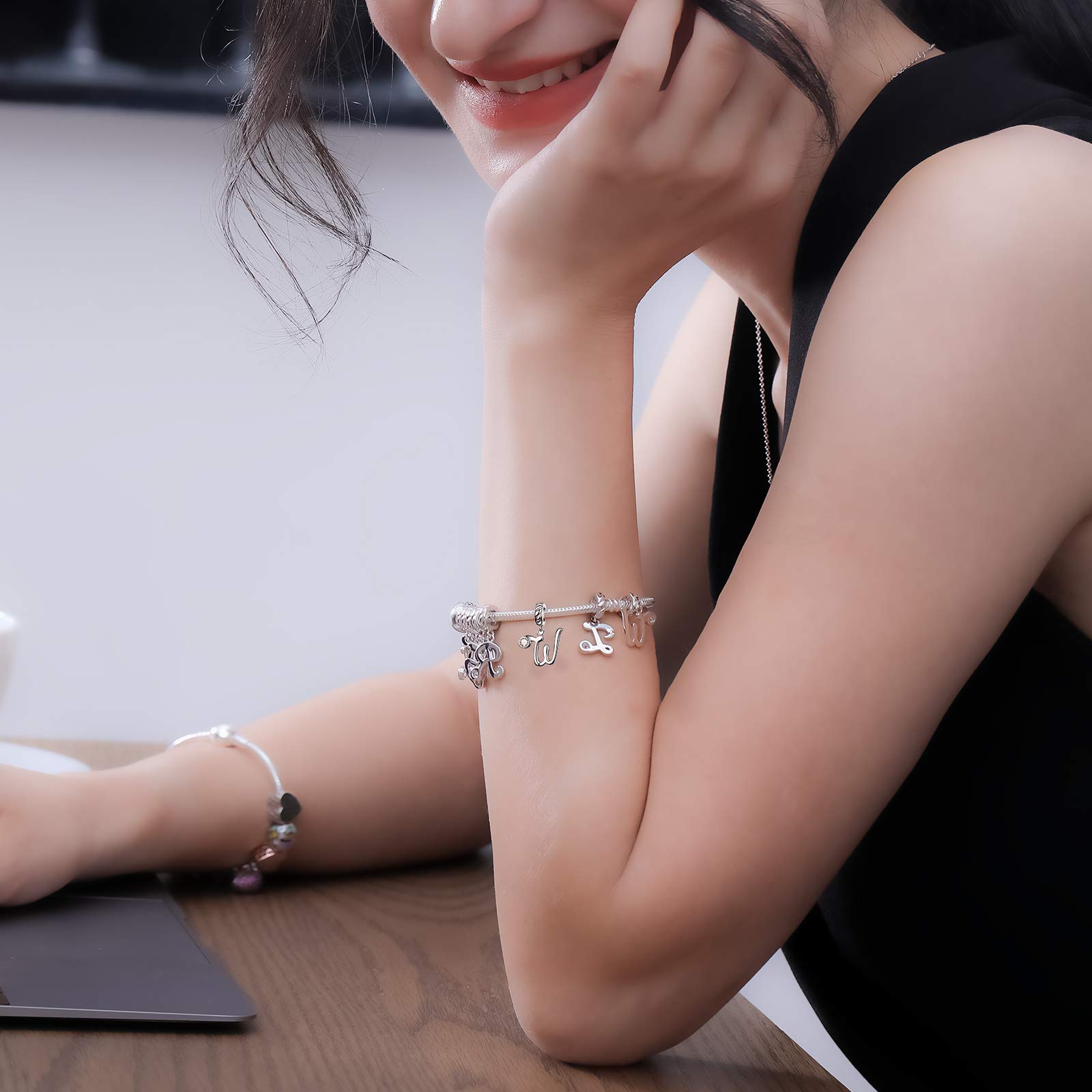 LaMenars Ciondolo con Lettera Dell'alfabeto in Argento Sterling 925 Charm Bead con A alla Z Pendente con Zirconia Cubica Compatibile con Pandora e Europei Bracciale Collane da Donna (Letter A)