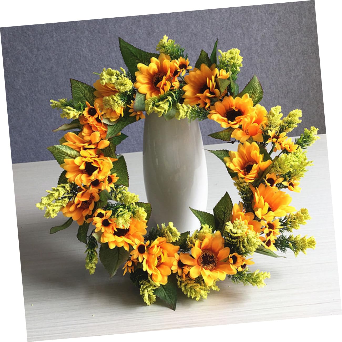 ABOOFAN Ghirlanda da Porta d Ingresso Fiori di Girasole Finti da Appendere alla Parete per Interni Decorazione da Appendere alla Finestra per Festival e Celebrazioni
