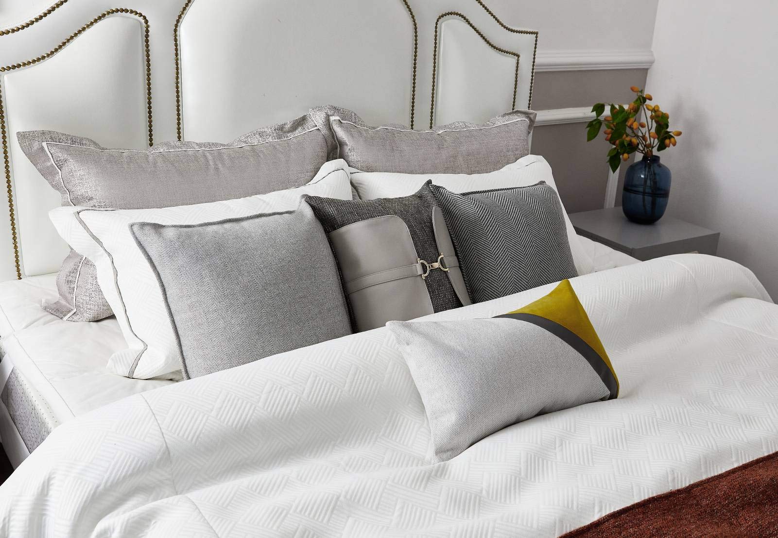 Fundas de Cojín Decorativa Funda de Almohada Cuadrada de con Textura de Lino Y Algodón para Dormitorio Gris Claro 50X50cm (Incluye Relleno)