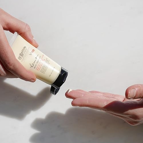 Miniatura 3 de C.O. Bigelow Lemon Hand Treatment No 1135 - Loción de manos para manos secas con aceite de semilla de uva y extracto de limón, loción perfumada para