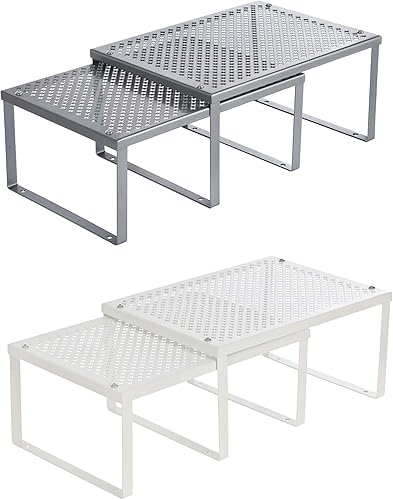 SONGMICS Organizador de estantes de gabinete y estante de cocina, 4 estantes apilables para gabinetes de cocina, expandibles, blanco y plateado