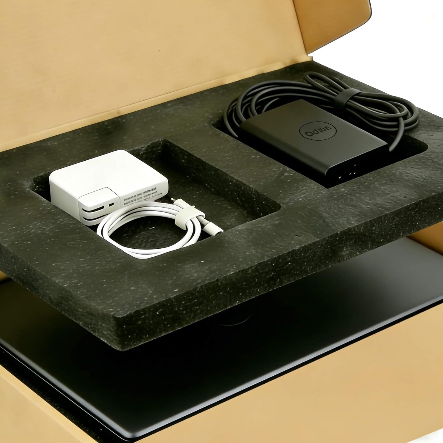 Laptop Shipping Box Secure Mailer Boxes Cardboard Shipping Box for Laptop Storage and Moving, Fits Most Screen Sizes (Black)