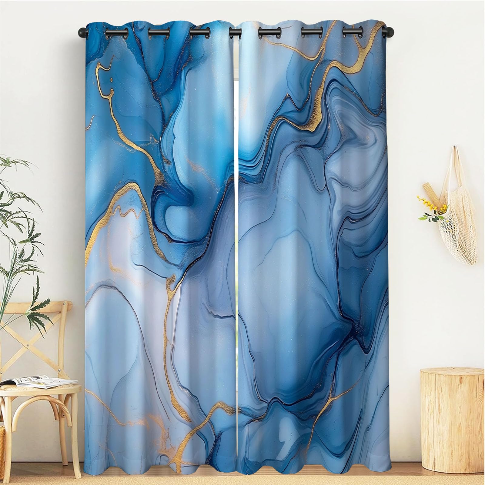 Rideau occultant salon motif aquarelle bleu et blanc pour une chambre apaisante