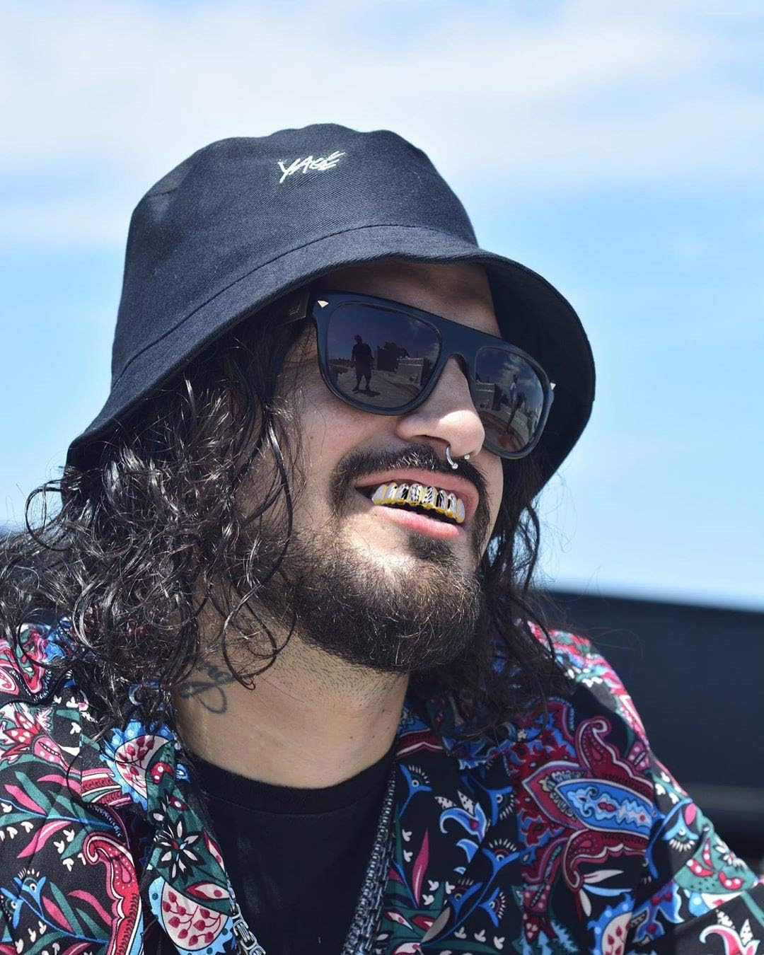 TOPGRILLZ Grills for Your Teeth Hip Hop 8 Teeth Gold Grillz for Men Women Top Bottom Fang 18K Gold Plated Rugged Rapper Costume gold&silver