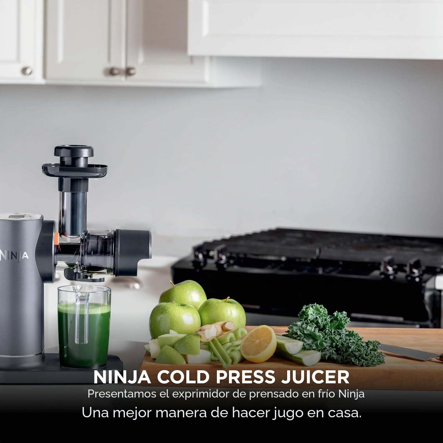 Ninja - Máquina exprimidora de prensa fría con jarra de 700 ml y recipiente de pulpa de 1,1 l, para hacer jugos frescos, bebidas y tomas de bienestar, compacta, apta para lavavajillas y piezas