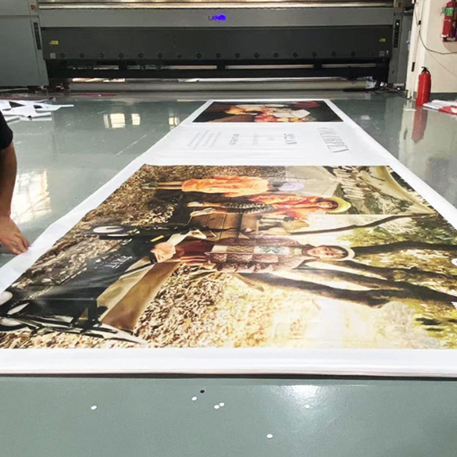 Personalisiertes Werbebanner Fügen Sie Ihr eigenes Design hinzu Inklusive Ösen für Werbung Veranstaltungen Hochzeiten Jubiläen Innen-und Außendekorationsbanner Bauzäunen,1.8×3m