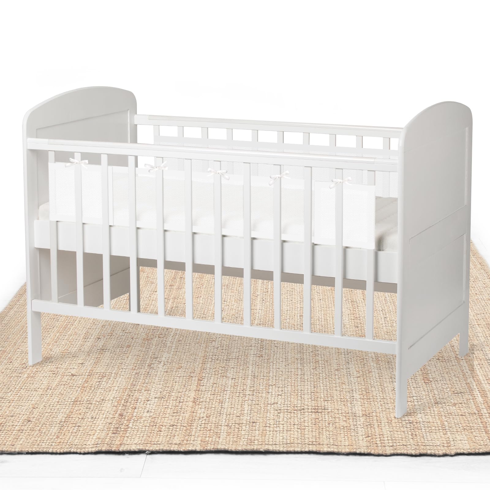 Breathable Mesh Cot Bed Bumpers – 2 Pack Baby Cot Bumper Liners, Adjustable and Padded Cot Bumpers for Safe Sleeping, Lightweight Design, Suitable for Infants and Toddlers White