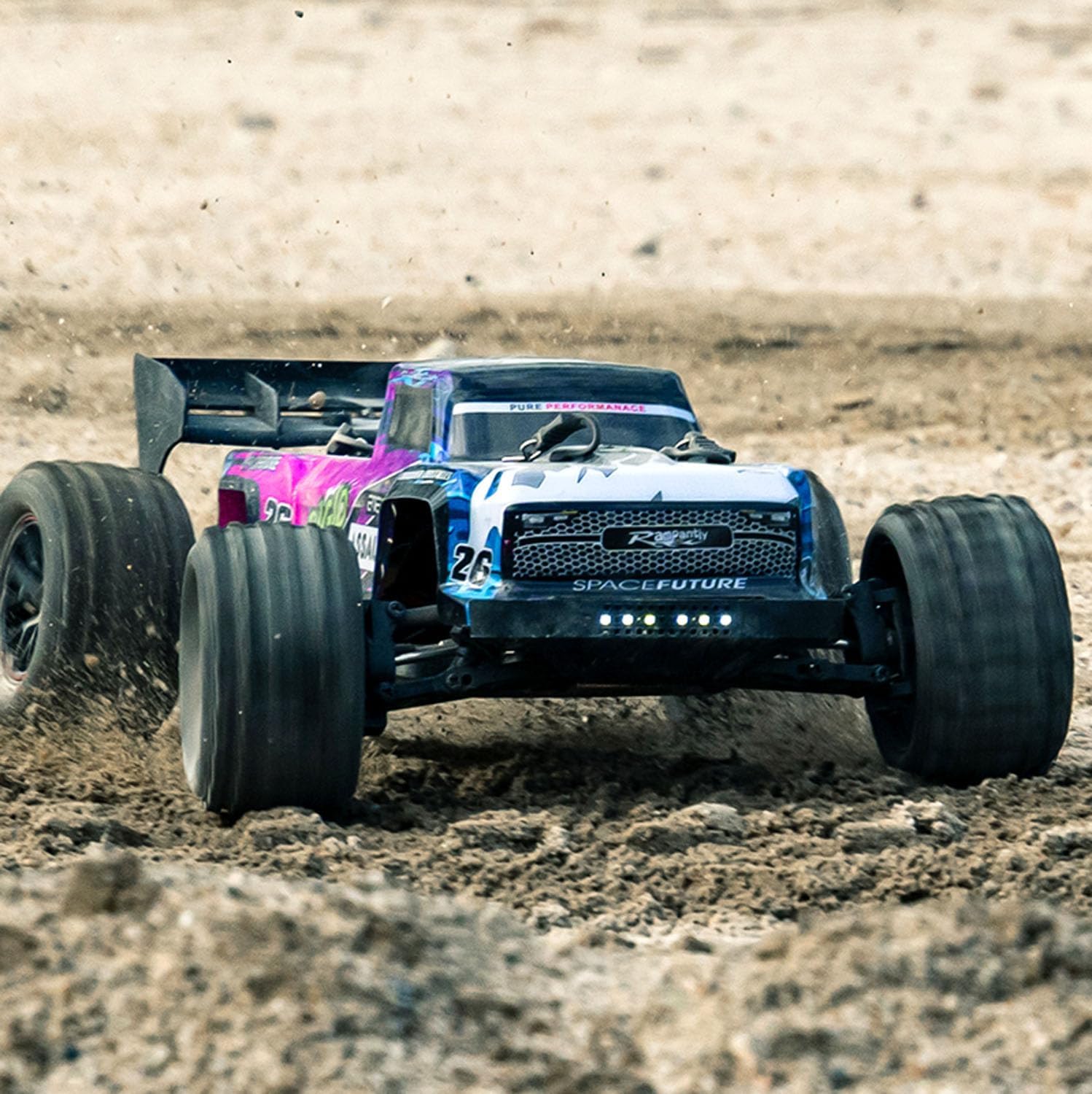 C8803 1/12 4 * 4 Remote Control Off Road Vehicle RC Model Car RTR 2847 Brushless Motor Metal Chassis Shafts Battery Lights Hobby Grade Model for Adult