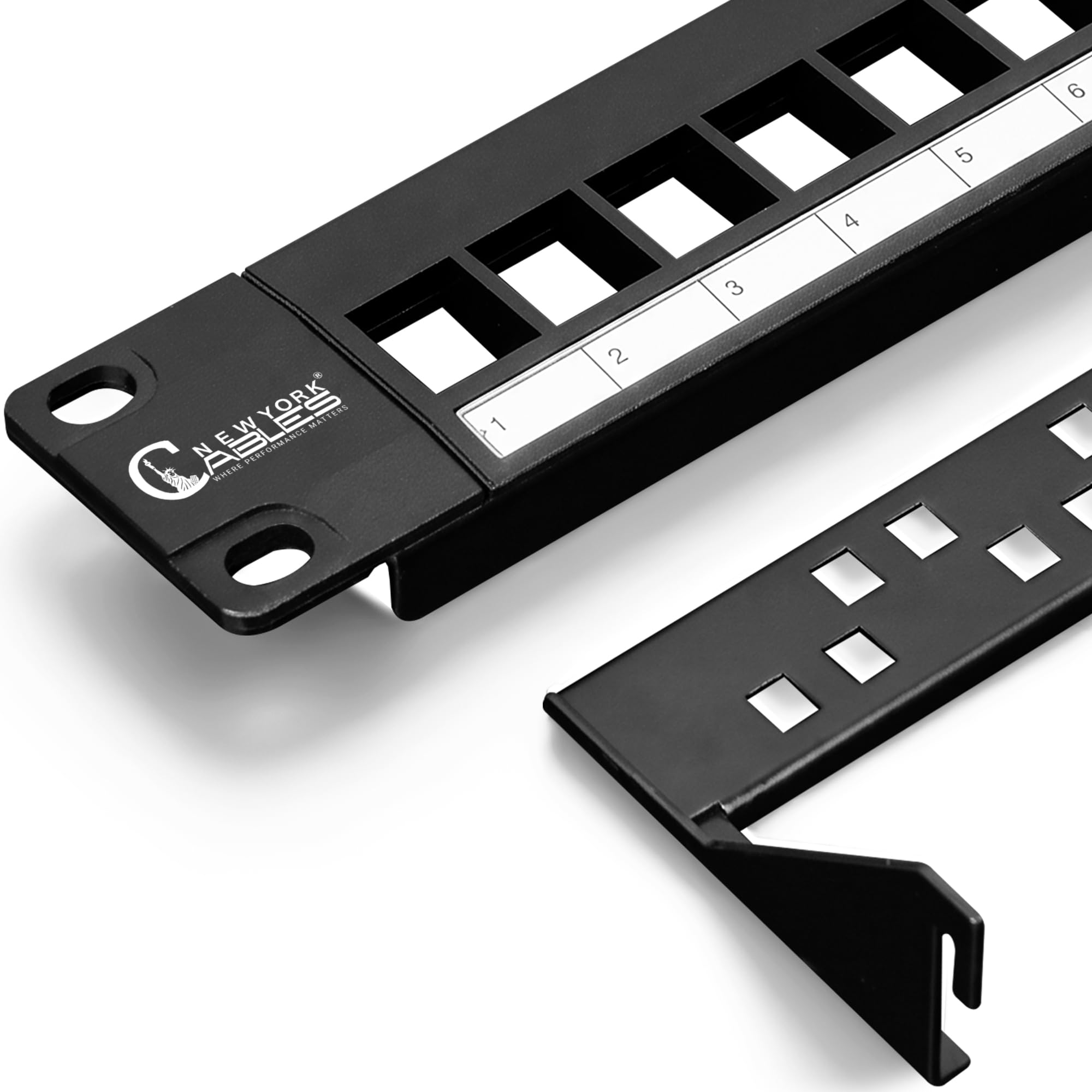 NewYork Cables® Keystone Patchpanel mit 24 Anschlüssen – 48,3 cm (19 Zoll) Metall-Rackmount-Rahmen – 1U Patchpanel für Zuhause und Büro – Netzwerk-Patchpanel für Netzwerkkonnektivität und