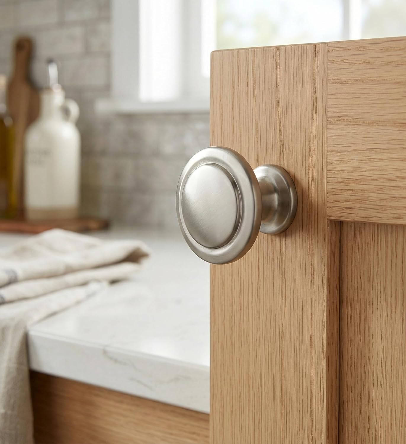 Cosmas 10 Pack 5560SN Satin Nickel Cabinet Hardware Round Knob - 1-1/4" Diameter