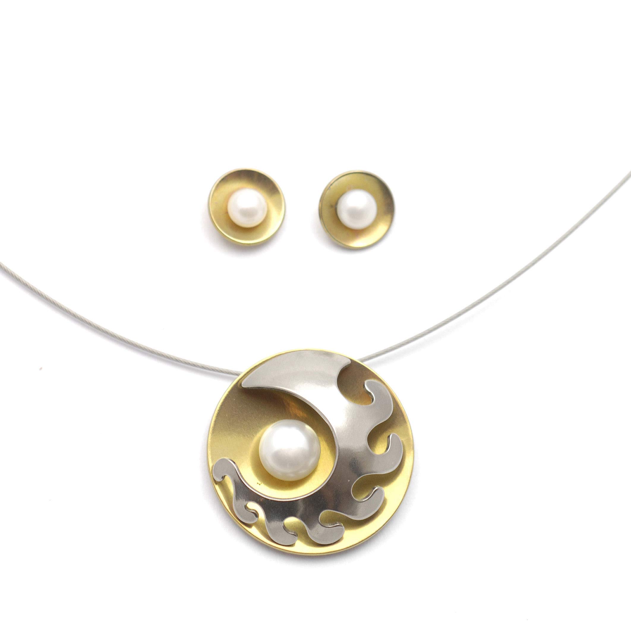 Titan Schmuck-Set. Absolut kein Risiko auf Allergien Handgefertigte Schmuckstücke. Lieferbar in verschiedenen Farben