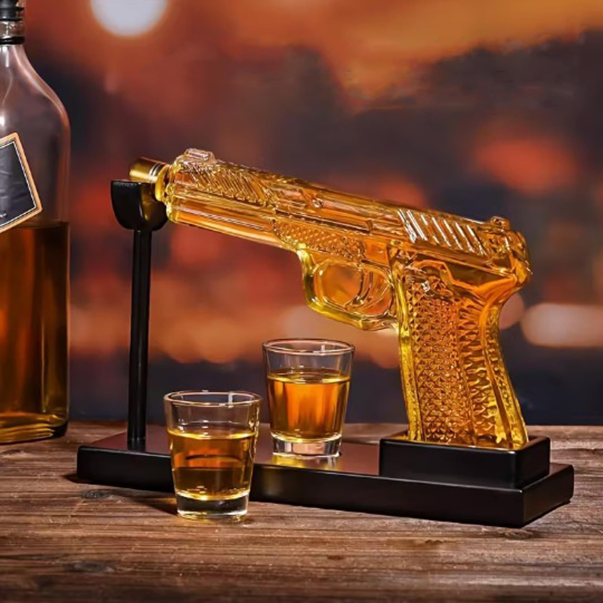 Juego de decantador de whisky con diseño de pistola (236 ml), incluye 2 vasos de chupito de 6 ml – Regalo para hombres, padre, hermano, colega y amigo – Jarra de cristal para bar en casa