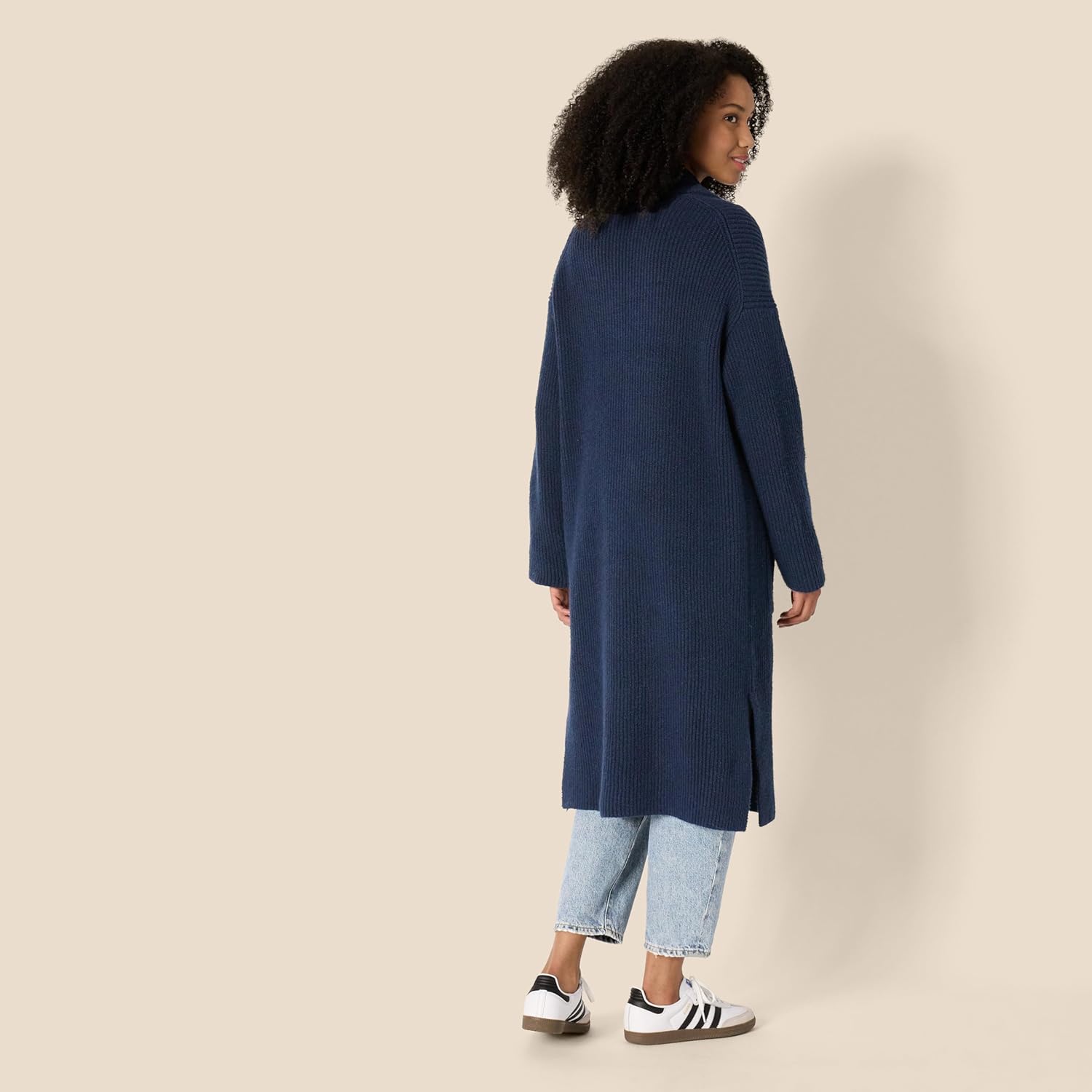 Amazon Essentials Women's Oversized-Fit Cotton Blend Heavyweight Texture Stitch Long Cardigan Sweater - Image 2