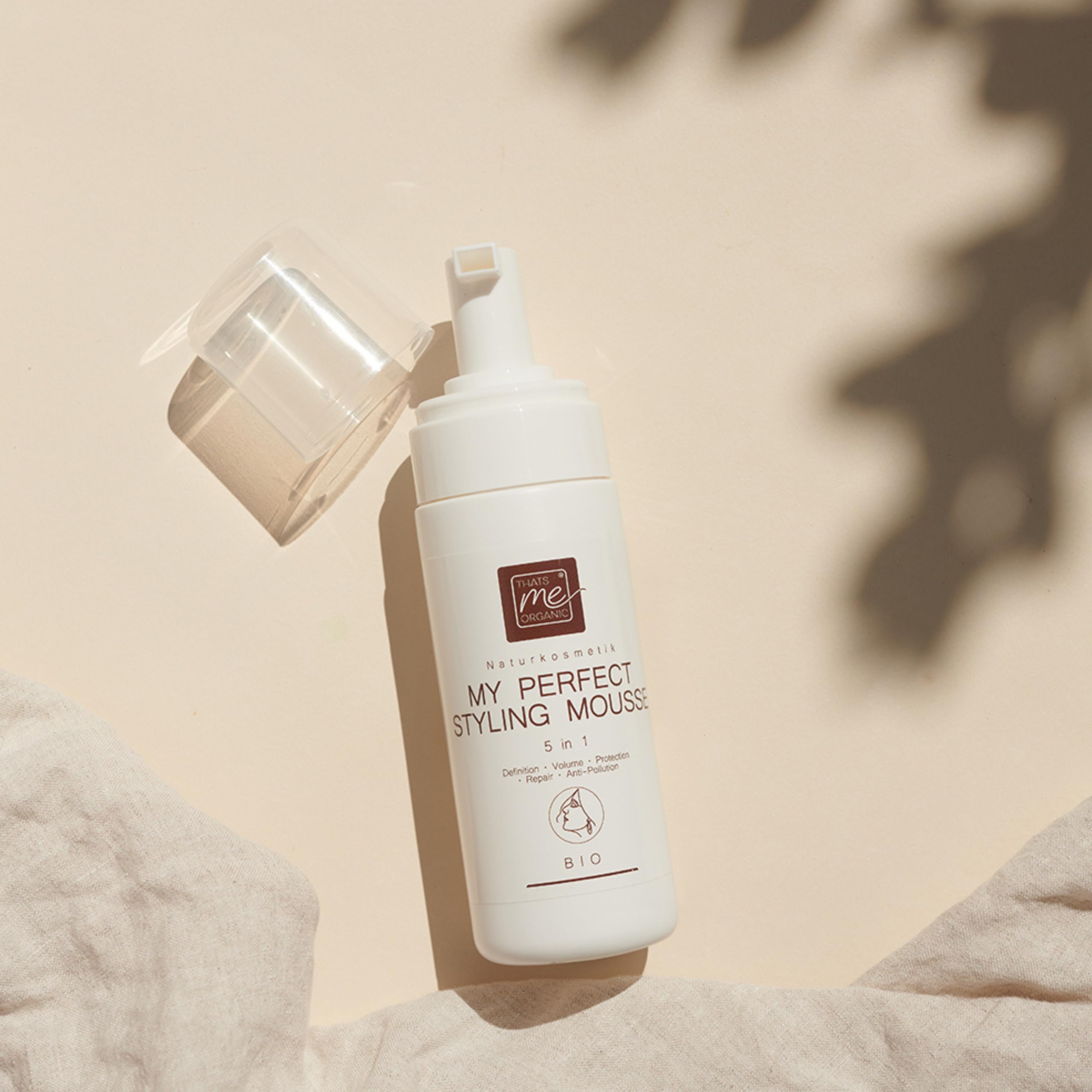 Thats me organic My Perfect Styling Mousse 5-in-1 – Haarschaum ohne Alkohol – Für Definition, Volumen & Schutz – Schaumfestiger Locken & feines Haar – Mit Hyaluronsäure & Naturextrakten
