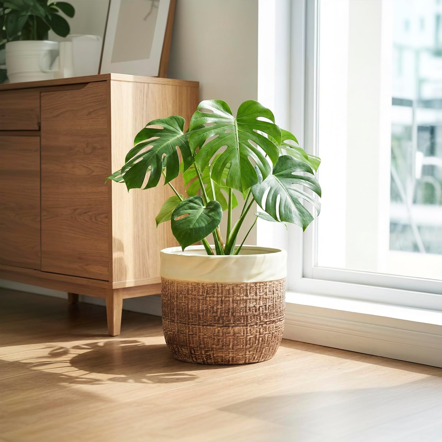 Ceramic Planter - 9.8 Inch Plant Pot for Indoor Outdoor Plants, Boho Ceramic Plant Pots with Drainage Hole and Plug, Round Indoor Planter, Garden Decor, Gardening Gifts for Women, Brown