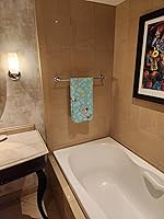 Vista 2 de Caroline's Treasures WDK5823BTLG - Toalla de baño grande con diseño de bulldog inglés, color gris