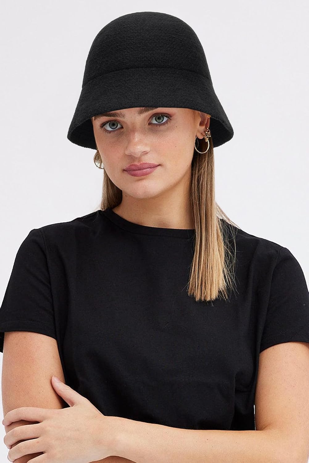 Kanikka Kapur Voot Ek Duje Ke Vaaste Bucket Hat Women's