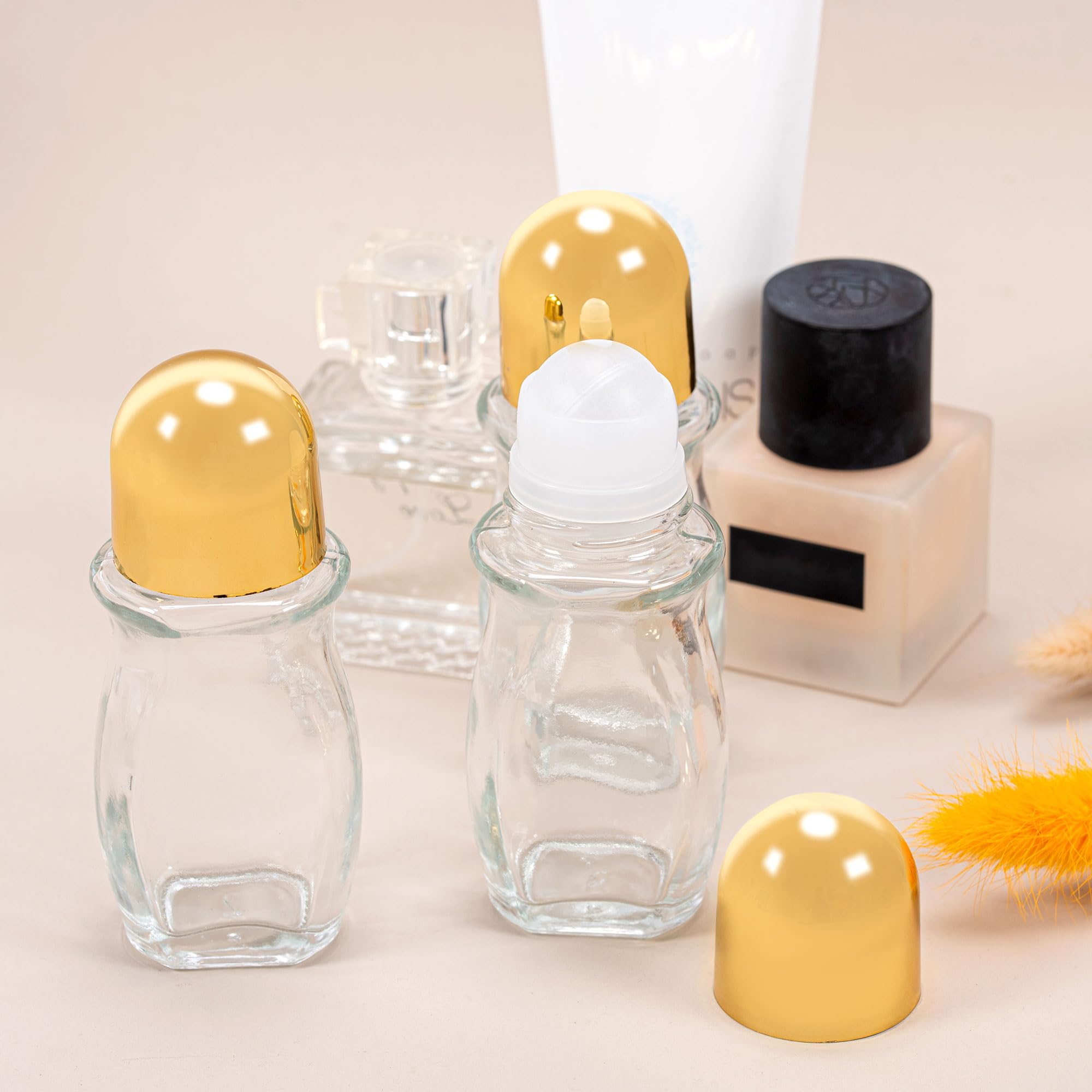 3 Pièces Roll on Vide, 50ml Rechargeables En Verre Déodorant Roll-on Bouteilles Vide, Flacon Vide Huile Essentielle Avec Rouleau à Billes et Capuchon, Pour Les Huiles Essentielles Aromathérapie, Or