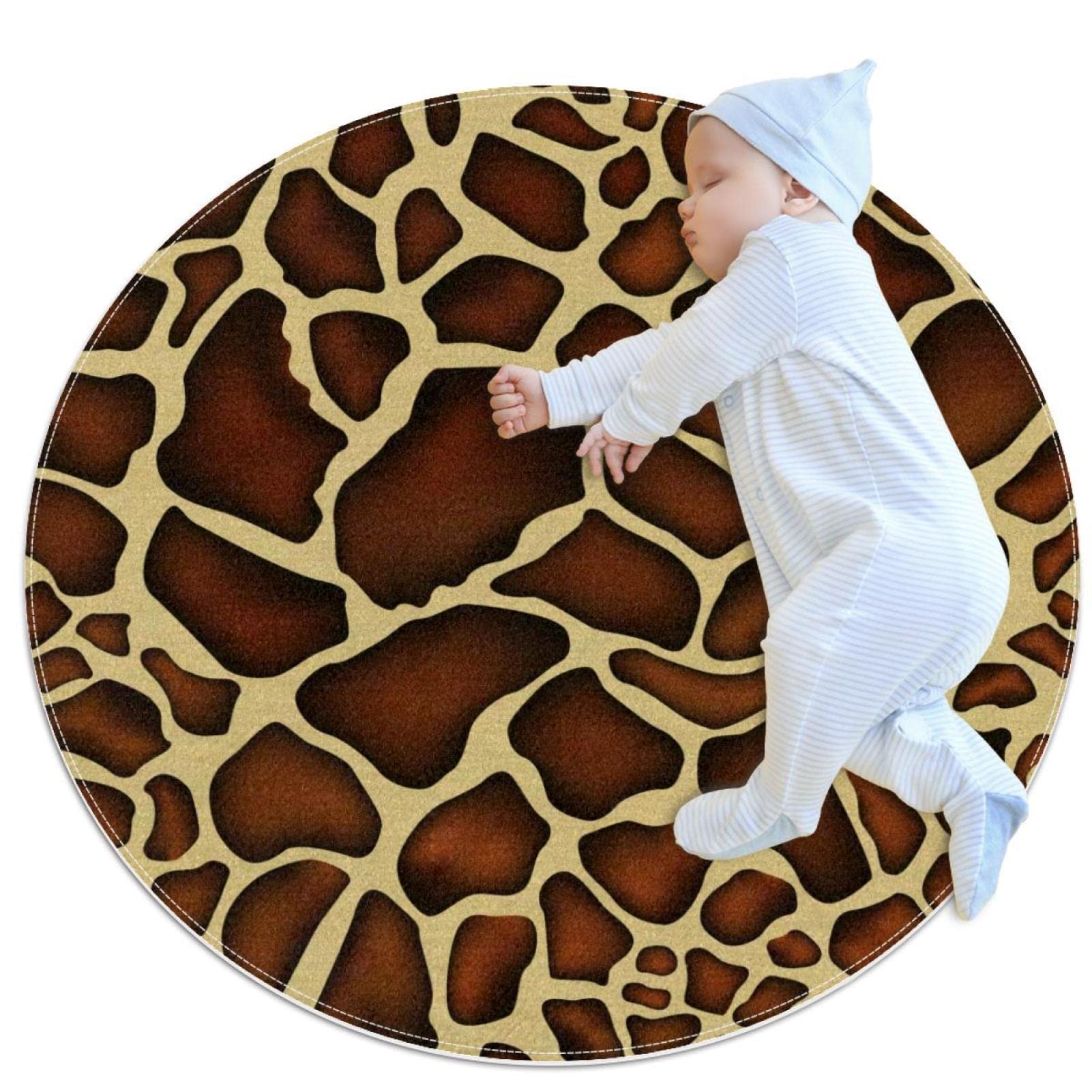 Tapis rond motif girafe pour aménager une salle de jeux