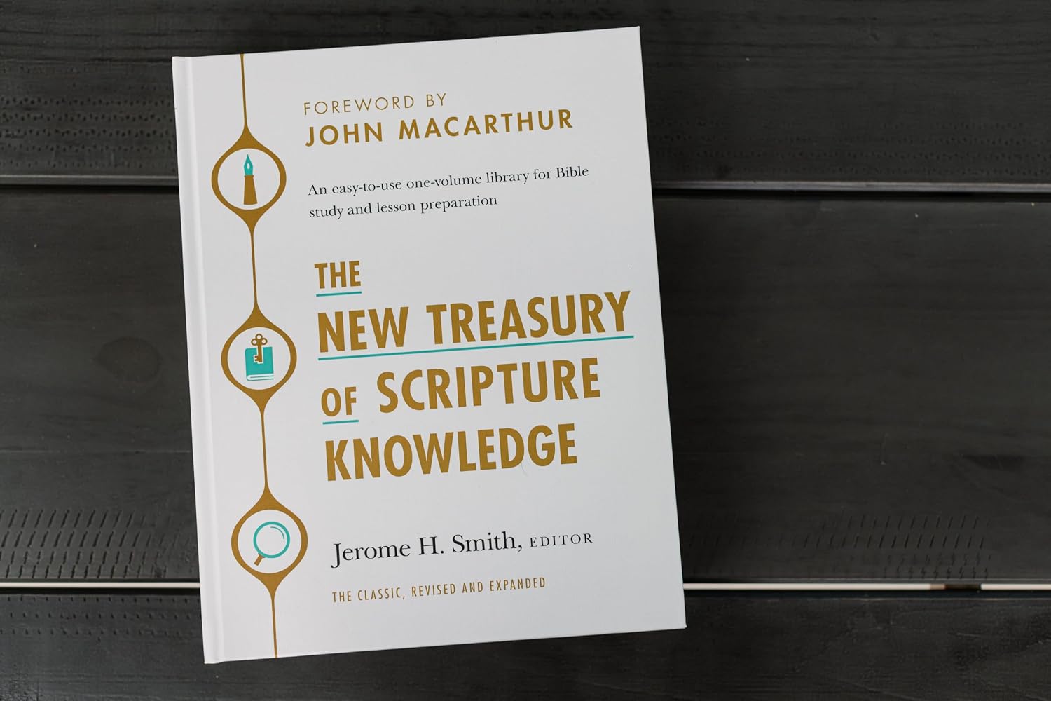 The New Treasury of Scripture Knowledge: An easy-to-use one-volume library for Bible study and lesson preparation