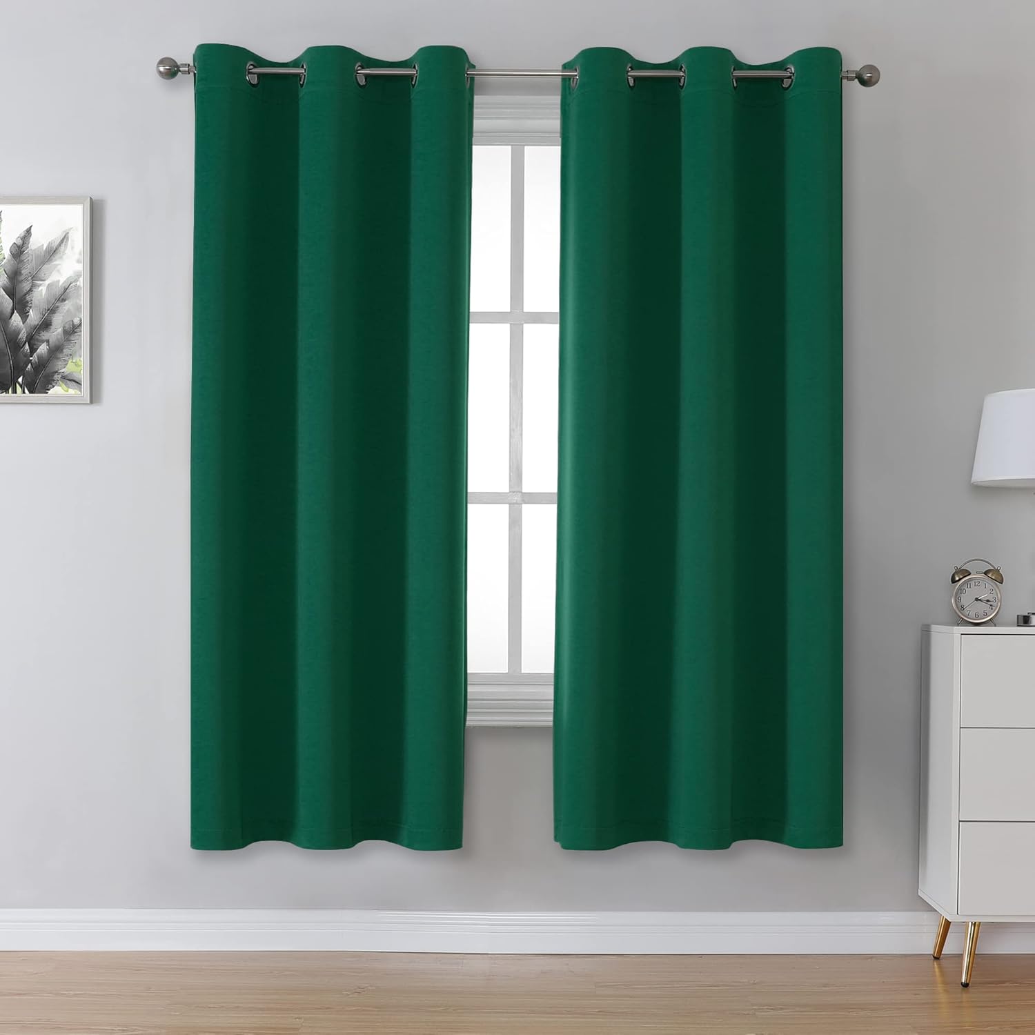 DUALIFE Dark Emerald Green Blackout Curtains for Bedroom 63