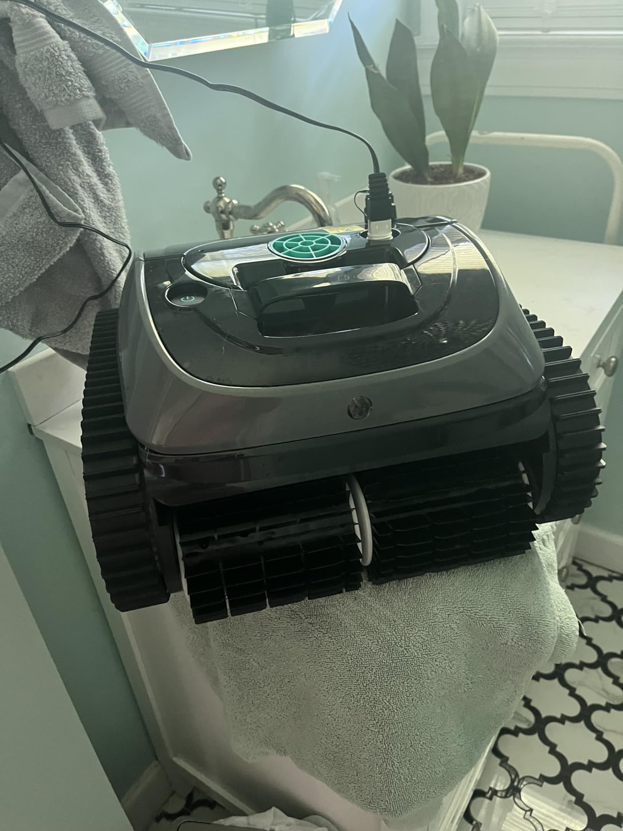 Cleaning floors, walls, and waterlines effortlessly