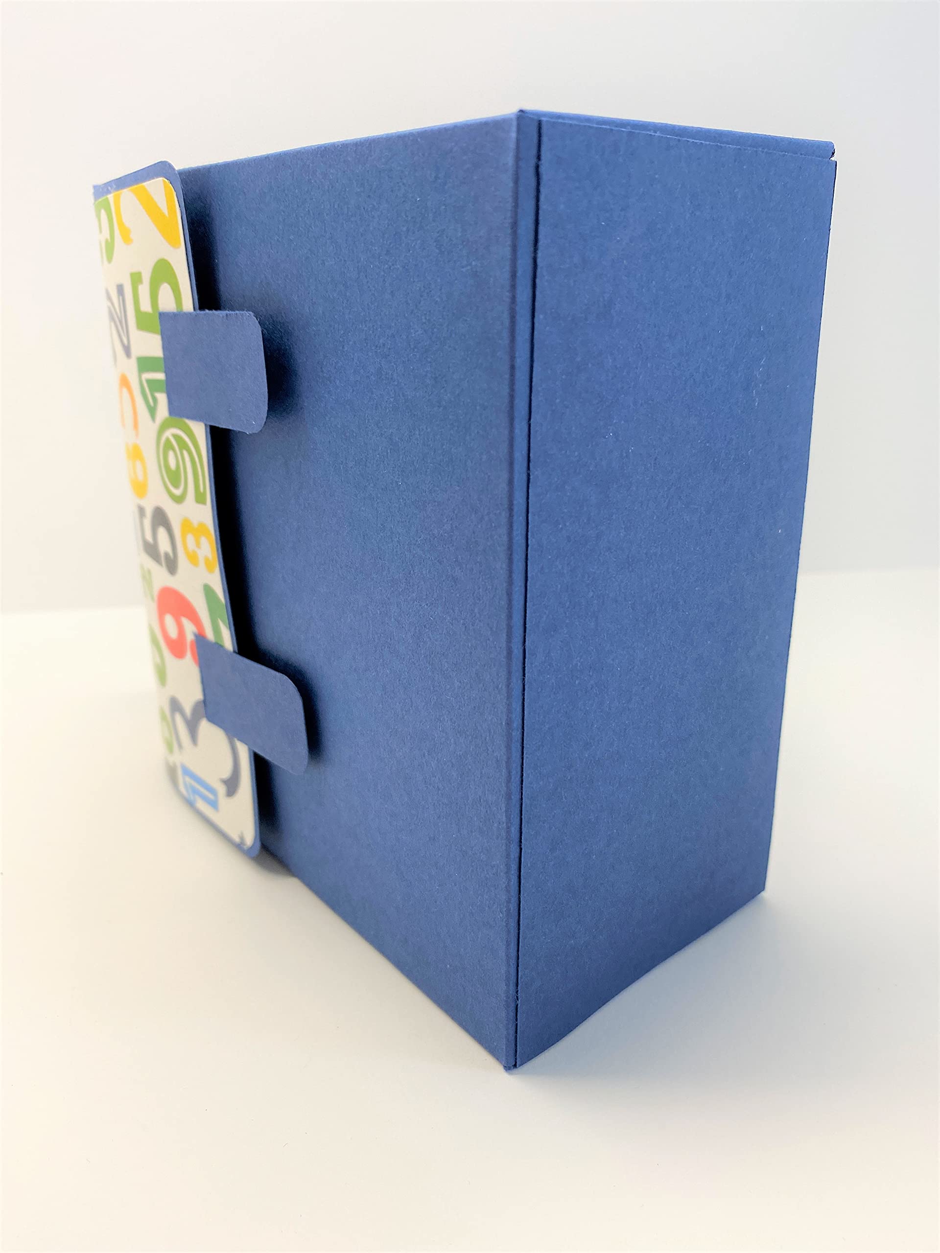 Schulranzen aus Karton 14,5 x 16 x 7,5 cm | Handgemacht, Hochwertige Materialien, Zur Einschulung, Als Mitbringsel für Geschwisterkind, Edel