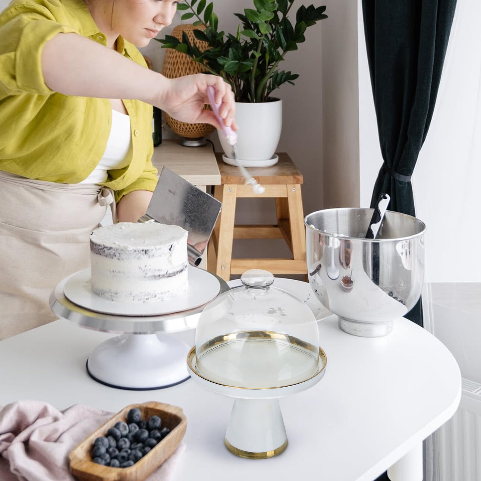 Alzata per Torta Protezione Alimentare e Design Nordico Semplice in Porcellana Bianca con Coperchio in Vetro per Dessert e Frutta