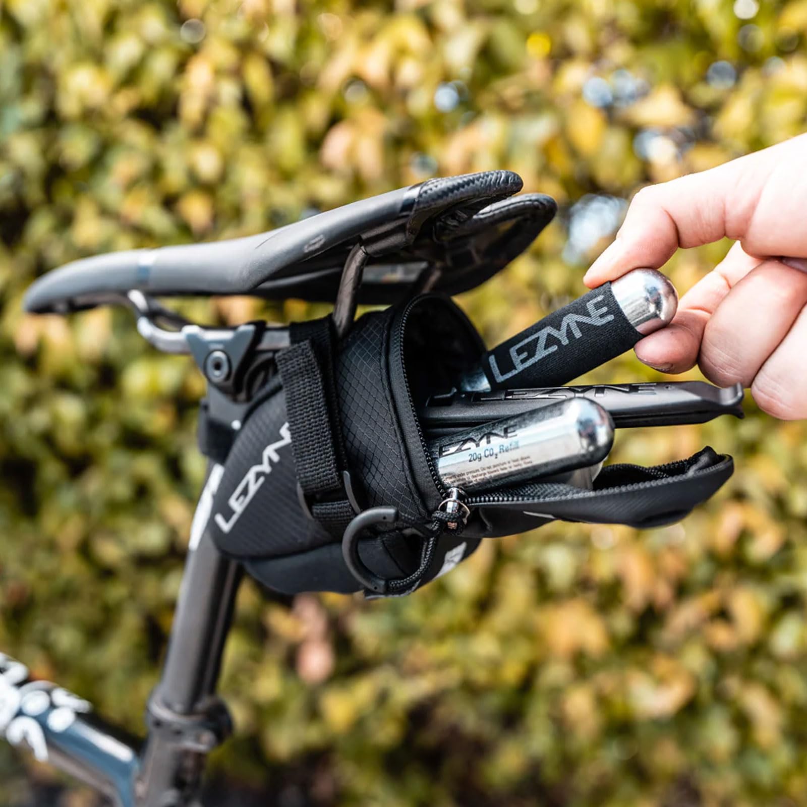 LEZYNE Caddy torba podsiodłowa dla dorosłych, uniseks, czarna, 0,6