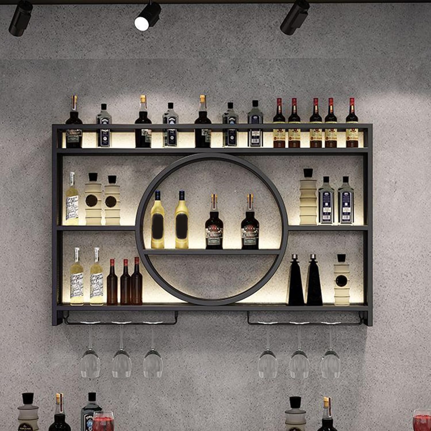 Étagère à vin en métal doré moderne pour une décoration intérieure chic