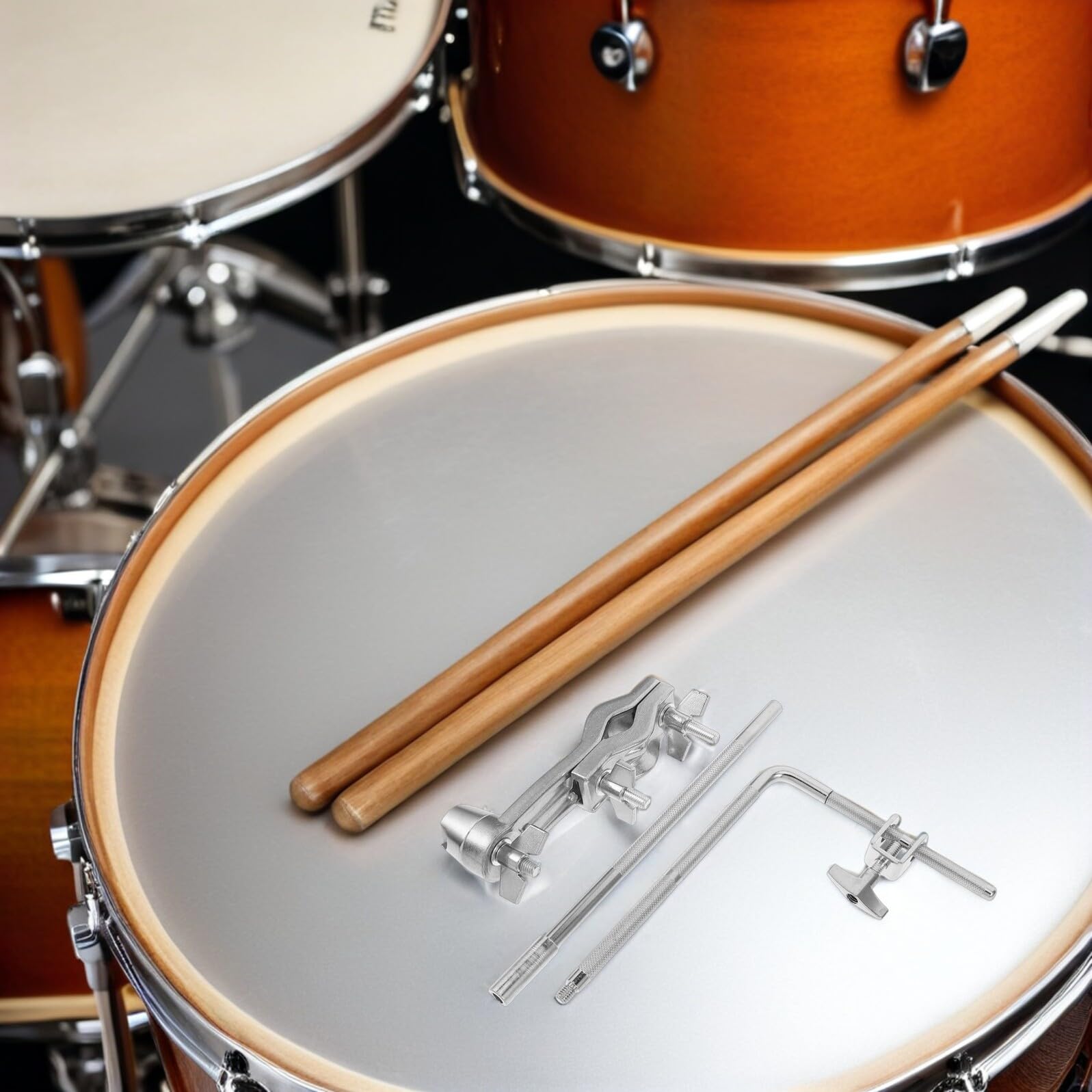 TOYANDONA Morsetto Per Campanacci Staffa Di Montaggio Per Campanacci Da Batteria Blocco Antiscivolo Asta Compatibile Con Rack Per Batteria Per Percussioni Jazz Rock Studio e Performance Live