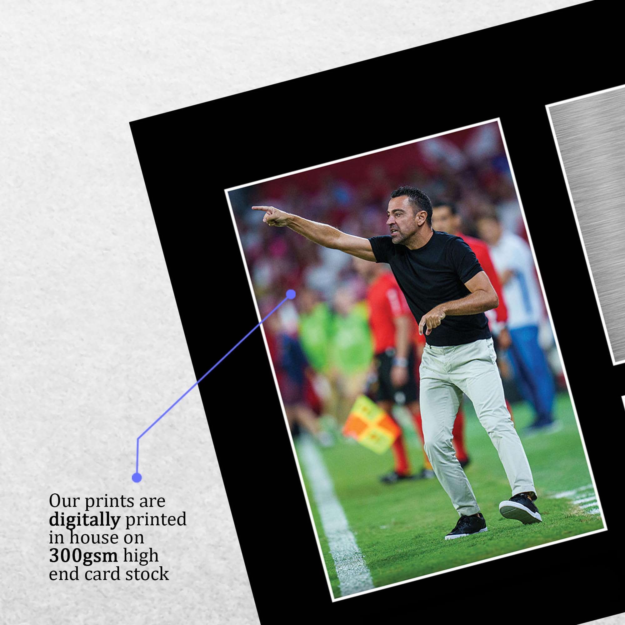 Amazon.co.jp: HWC Trading A4 Xavi バルセロナギフト サッカー