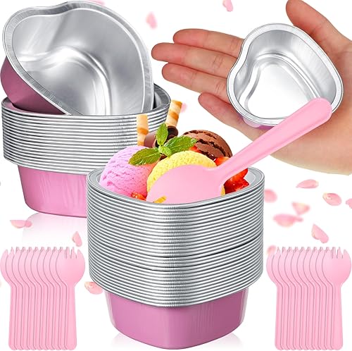Nuogo Juego de 30 moldes para tartas en forma de corazón para el día de San Valentín con tapas transparentes, cuchara de plástico de 3.4 onzas,