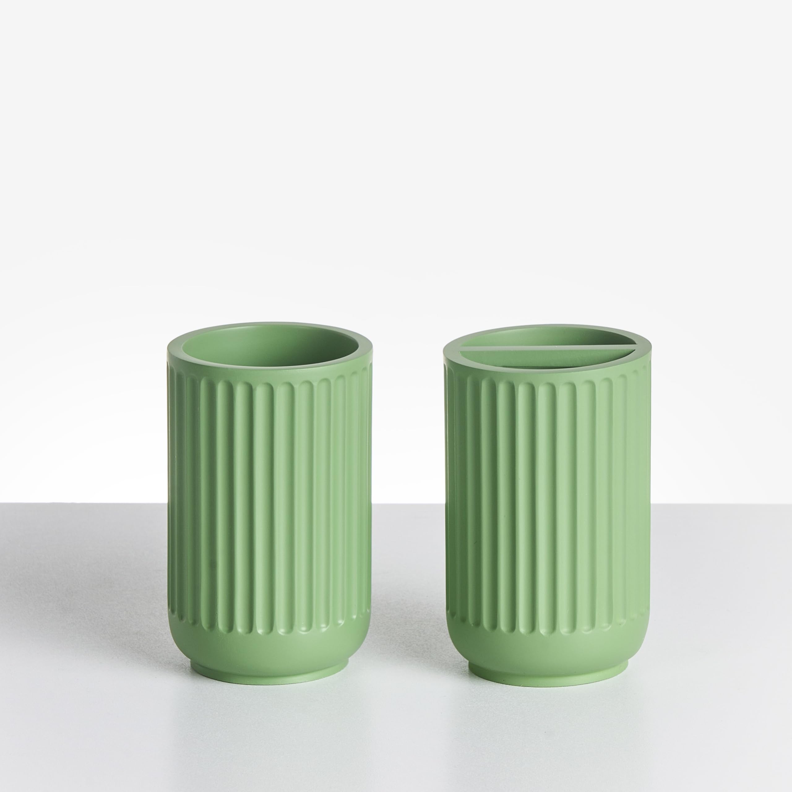 Conjunto de 5 Accesorios de baño jabonera dispensador de jabón escobilla de Inodoro Vaso Soporte para cepillos de Dientes Verde Huarmey