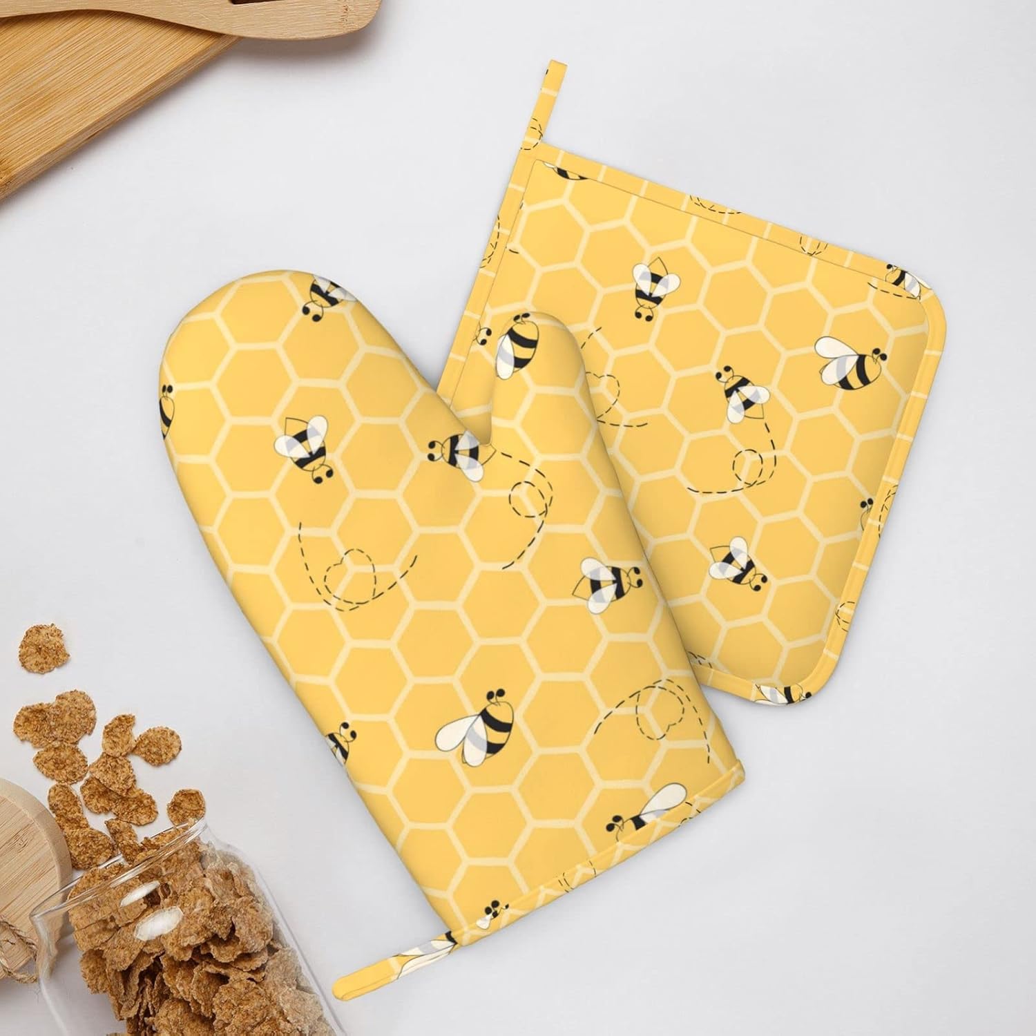 Funny Bees Honey Left-Hand Oven Mitt and Pot Holders Sets of 2, Yellow Beehive BBQ Silicone Gloves of Durable, Cooking Heat Resistant Pads Mats