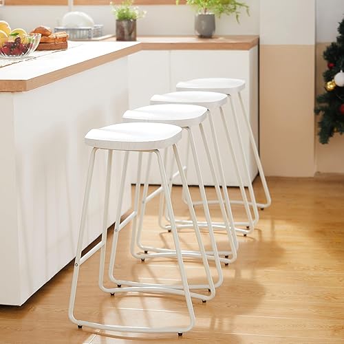 Miniatura 3 de HeuGah Juego de 4 taburetes de bar con asiento de silla de montar con patas de metal, taburetes rústicos de altura de mostrador sin espalda,