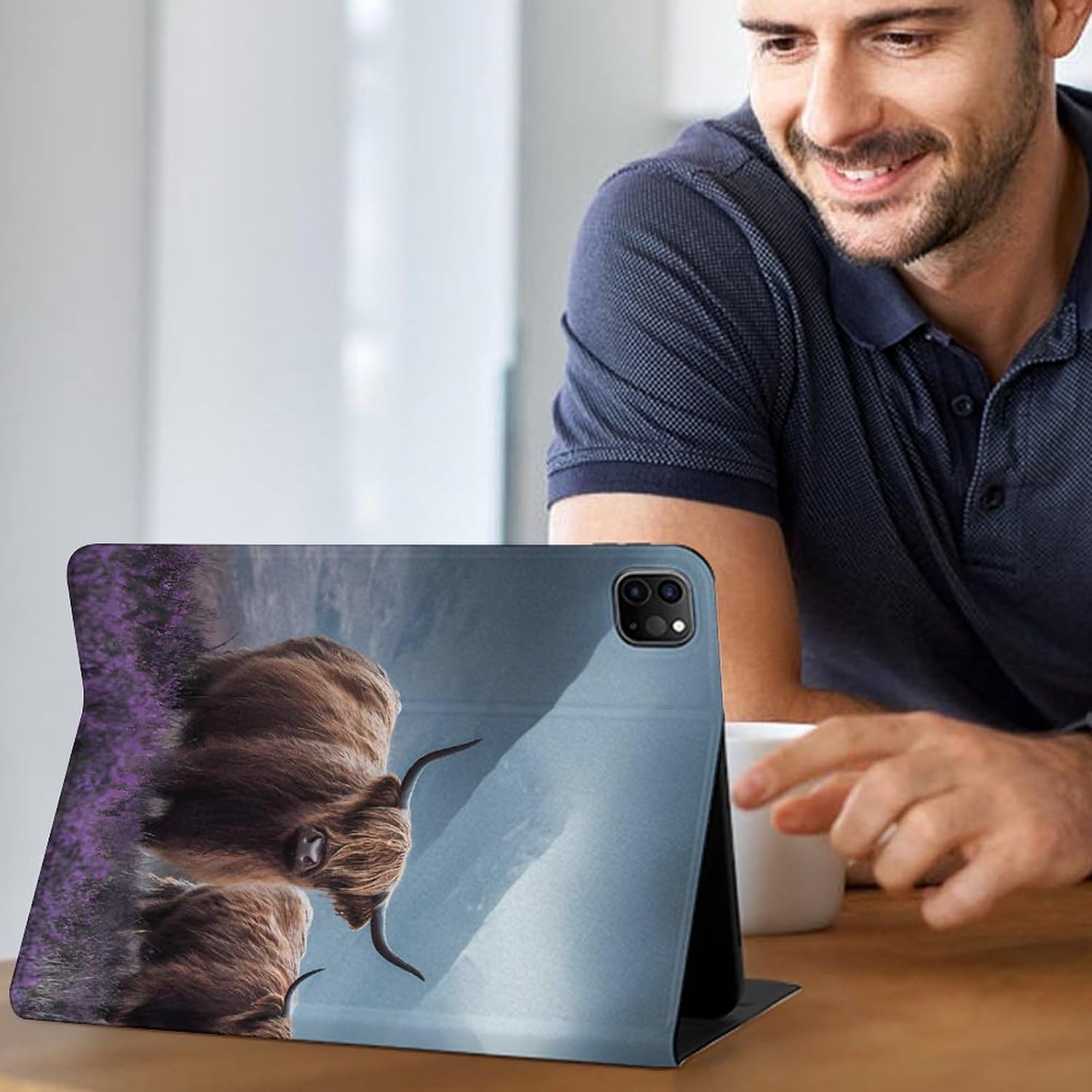 Scottish Highland Cow Fashion Case Protective Cover Adjustable Stand Pro 20/21/22(11in) image 5