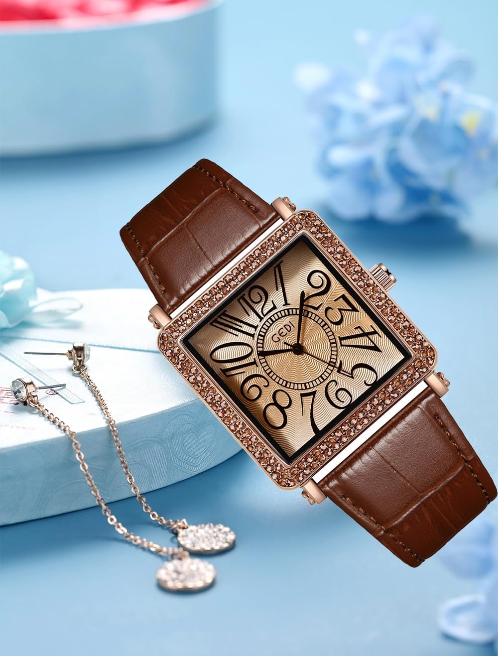 Gosasa Retro Women's Vintage Watches Big Face Square Diamond Ladies Quartz Leather Strap Classic Wrist Watches for Women Ladies