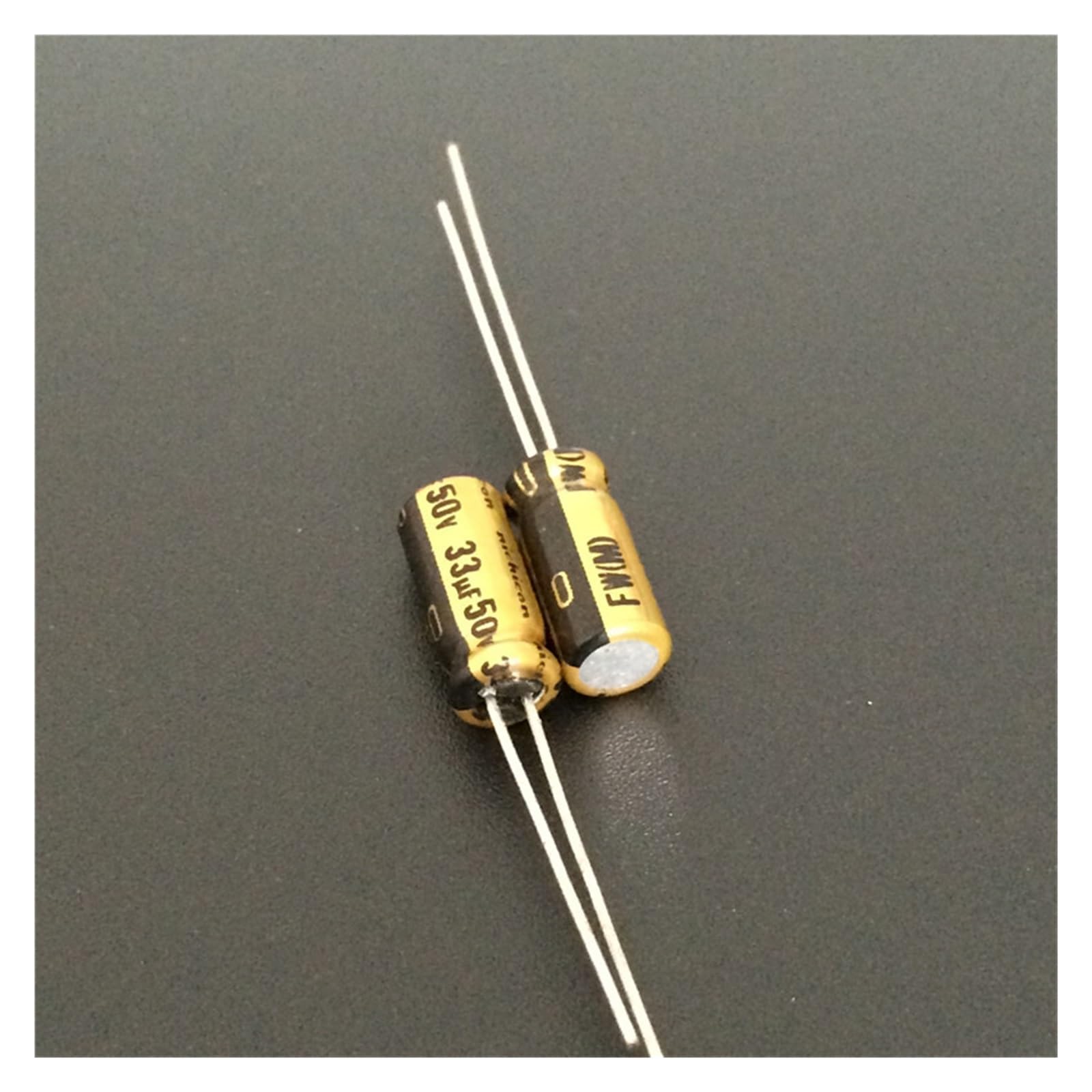 Condensateur 50V 33uF condensateur audio hifi 5x11mm pour réparation enceinte