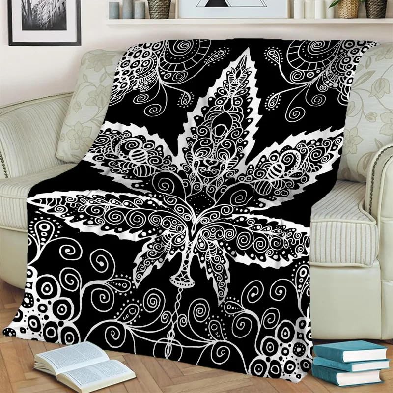 Couverture de feuille d'érable pour soirées cocooning confortables sur canapé