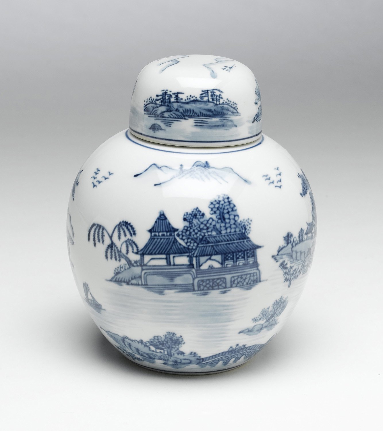 ◆jar◆ Amazon.com: AA Importing 59766 Blue And White Round Ceramic Jar