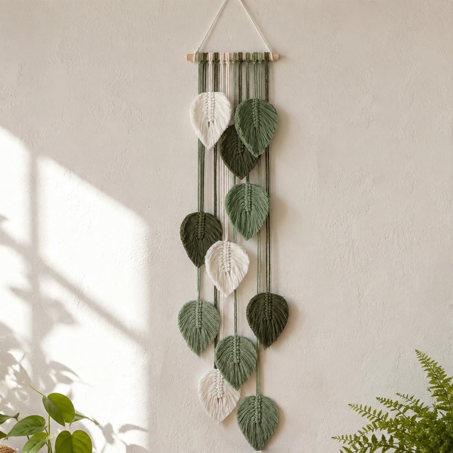 Artilady Long Macrame Wall Hanging Tapestry, Boho Green Leaf Wall Decor