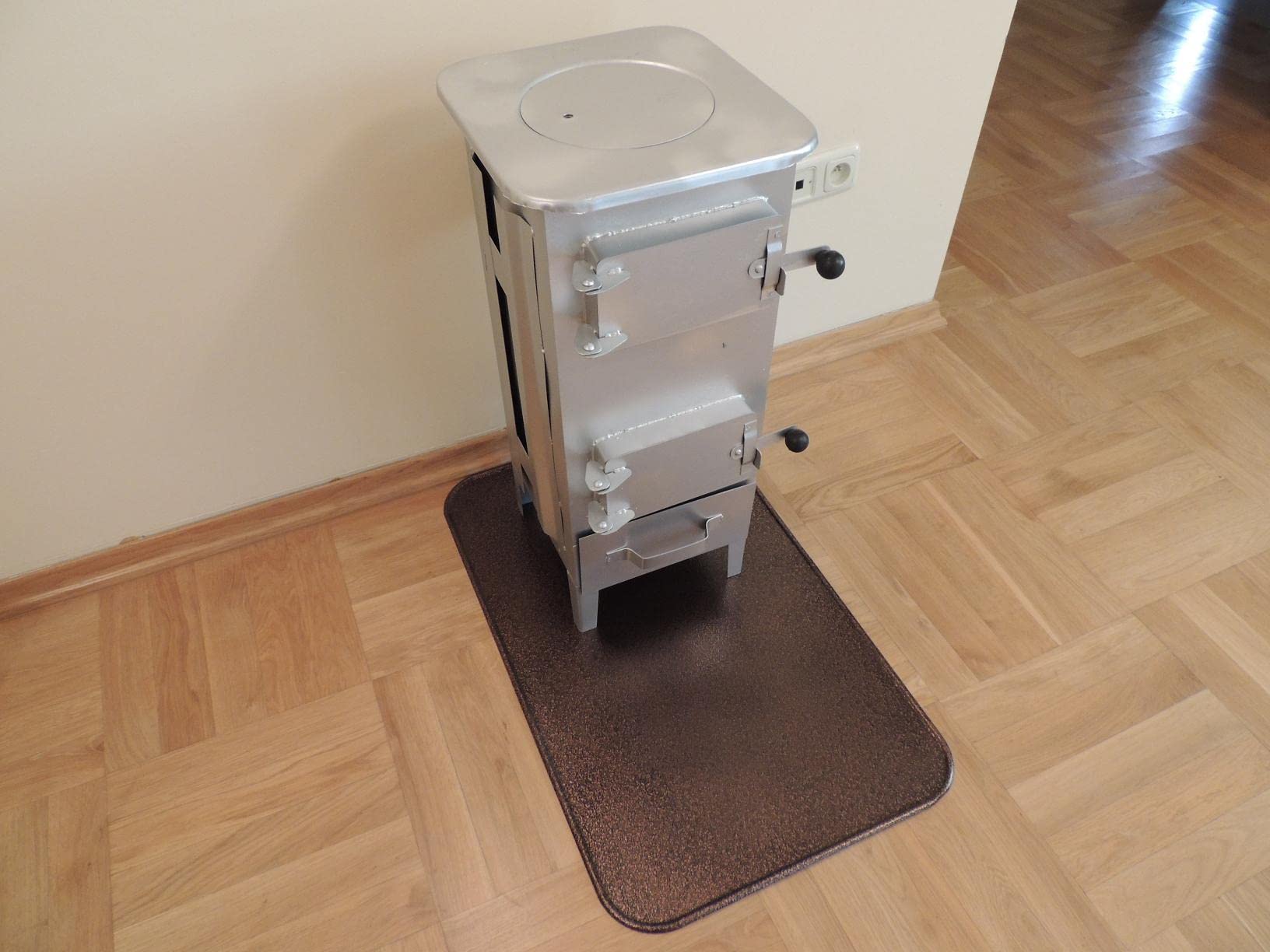 BBQrolling - Piastra per pavimento del forno, in ottone anticato, protezione per camino (800 x 600)